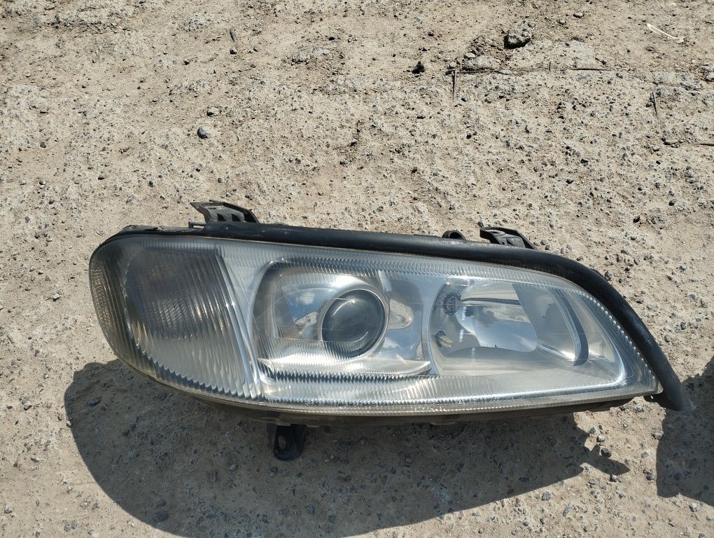 Передні Фари Опель Омега В+ Opel Omega C Рест