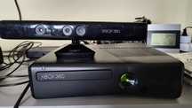 Xbox 360S pad dysk Kinect gry