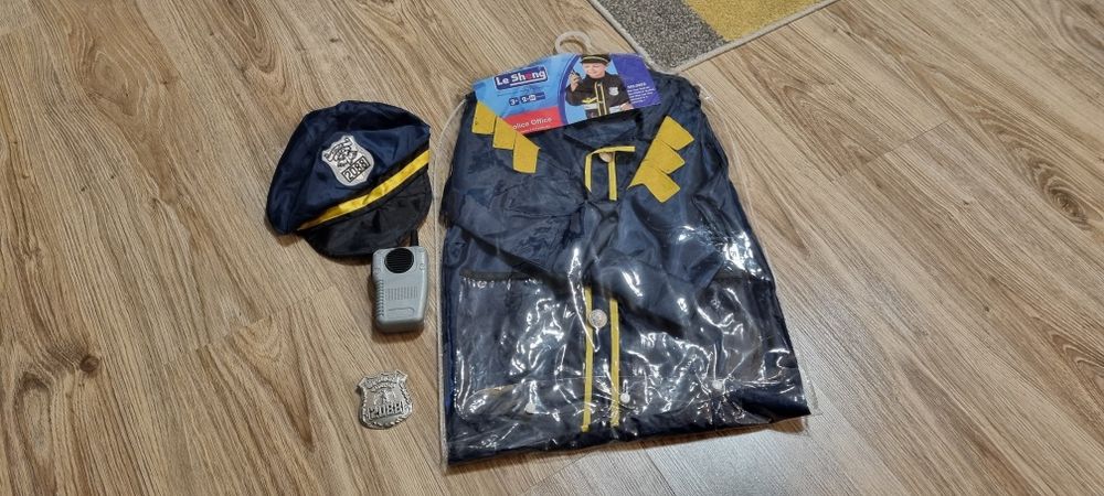 Strój policjanta dla dziecka 3+