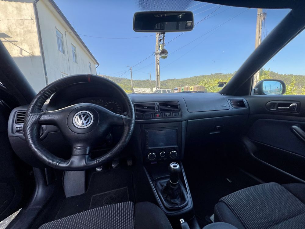 Golf 4 1.9 TDI VP 110CV com 2 pares de jantes