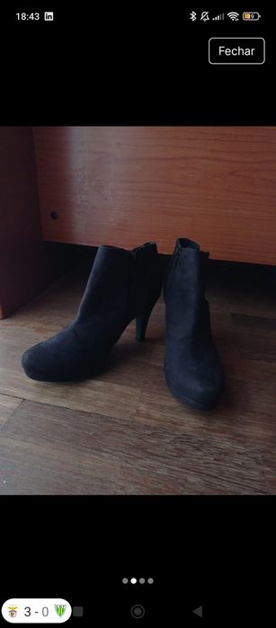 Botins de camurça  n. 39  nunca lusados