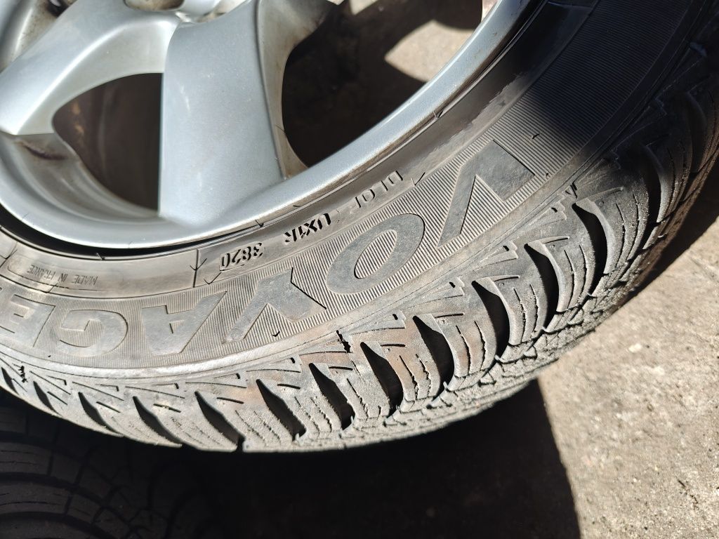 Opony zimowe z felgami 205/55 R16 5x112