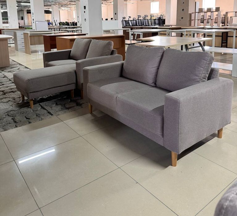 РОСПРОДАЖ МЕБЛІВ, столи, крісла офісні комоди тумби шафи, полиці,