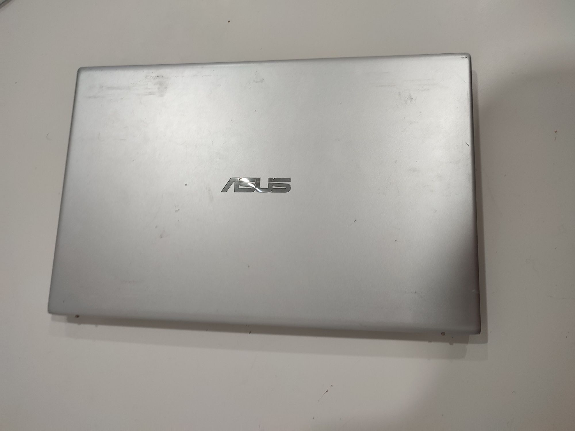 Asus Vivobook 15