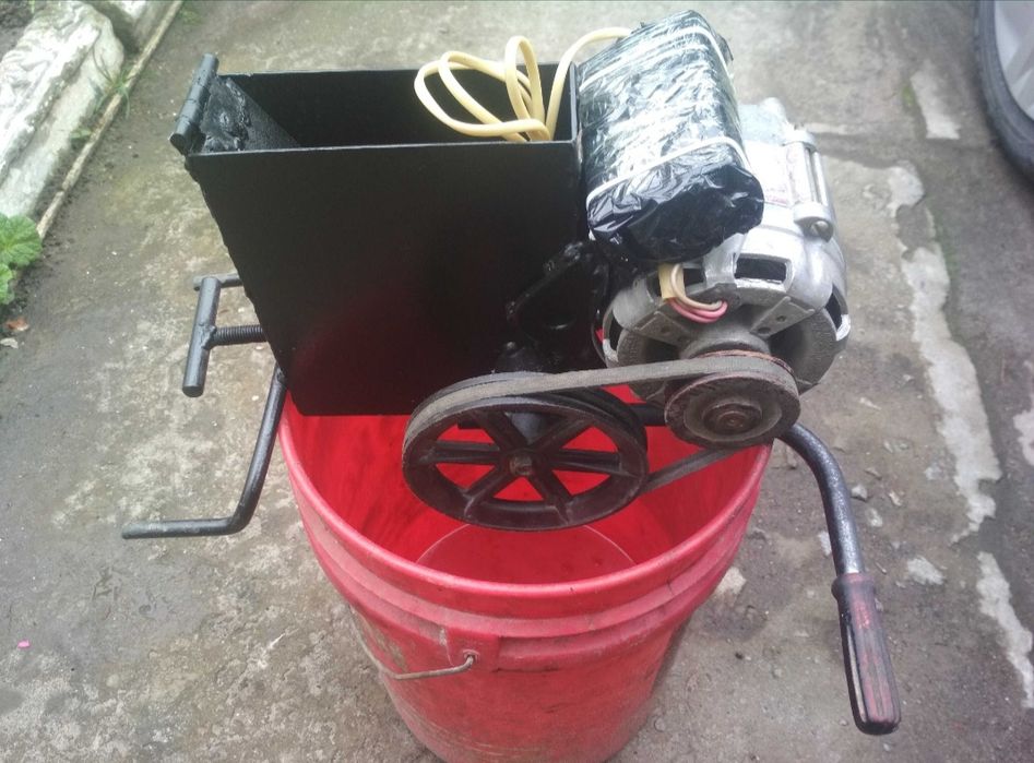 Лущилка горіхів, орехокол