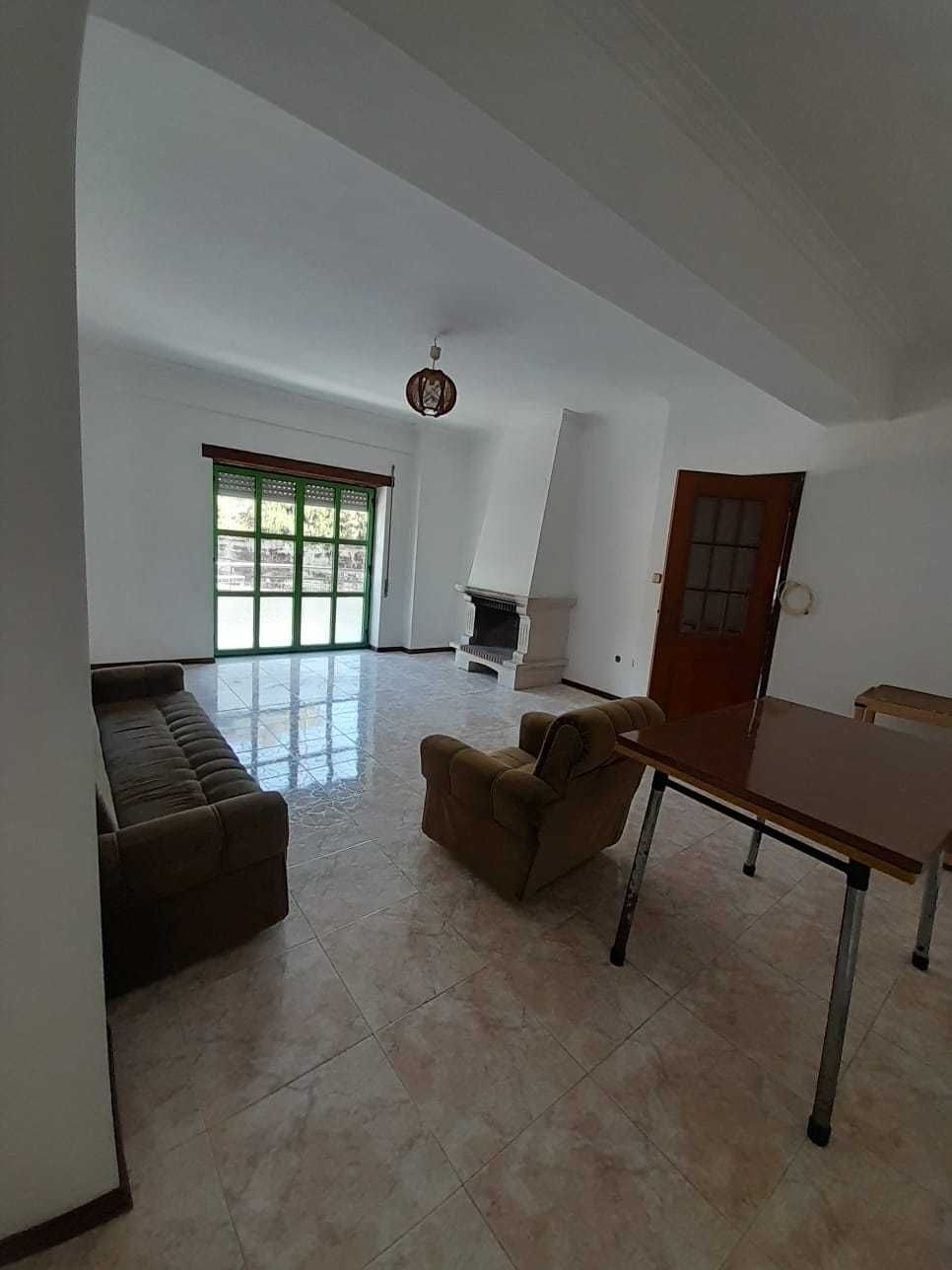 Quartos - Estudantes - junto ao Ipg