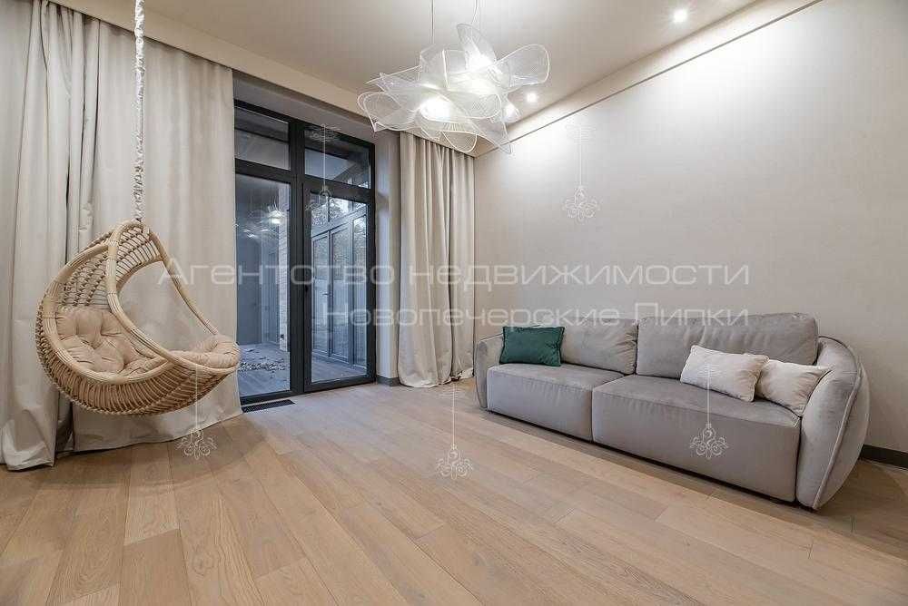 Продаж будинку за бассейном 250 км м Козин Конча-Заспа