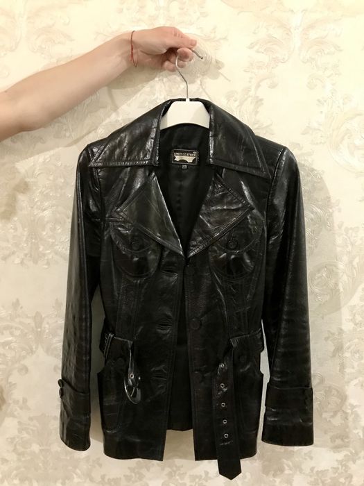 Кожанная куртка ( пиджак)