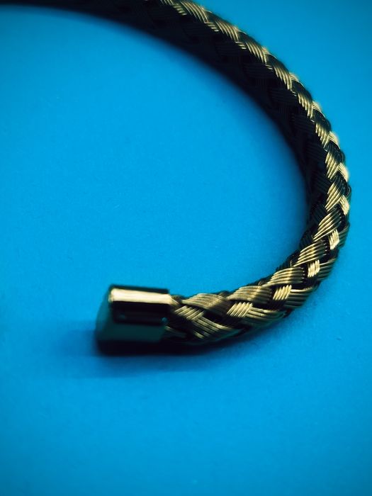 Pulseira Entrelaçada em Aço inoxidável