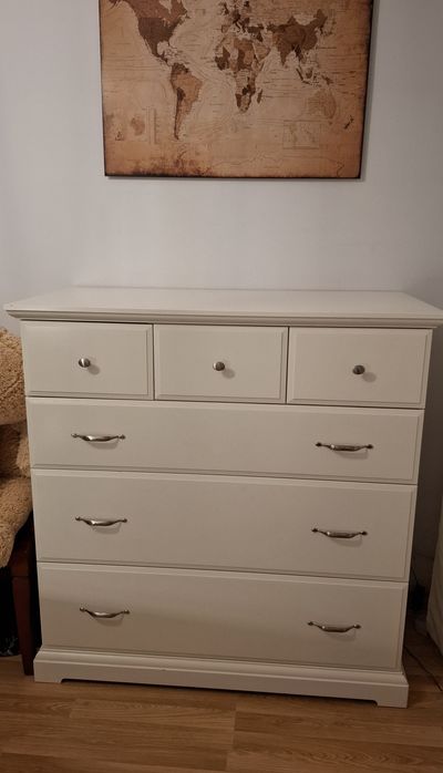 Komoda biała ikea wysokość 112cm, szerokość 110cm, głębokość 52cm