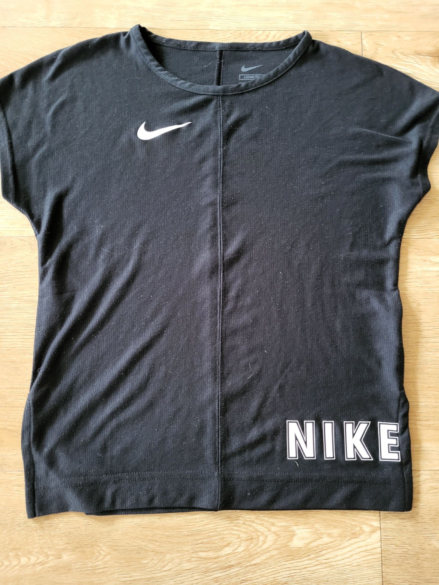 Nike 152/158 sportowa drifit oryginalna czarna