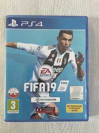 Gra EA FIFA 19 PS4