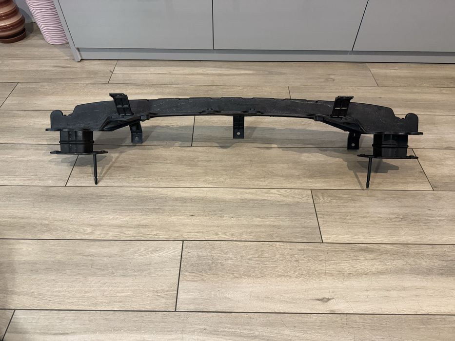 Підсилювач заднього бампера Kia Niro EV2