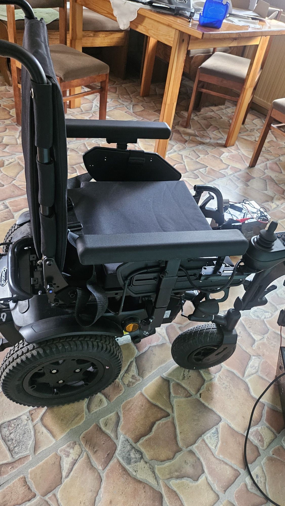 Wózek inwalidzki Sunrise nowy Q200R