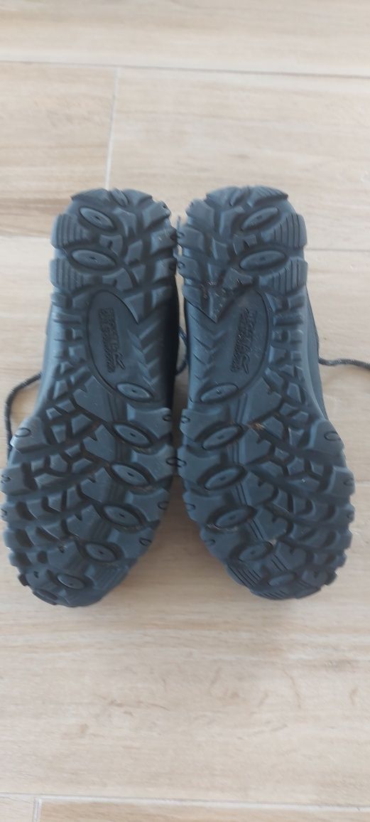 Buty trekkingowe czarne Regatta 38