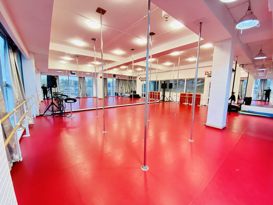 Продам пилоны статика - динамика, комплектующие, нержавейка.