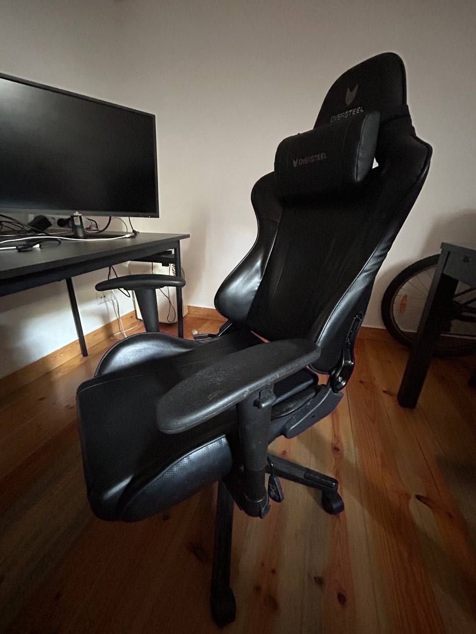 Gaming chair for