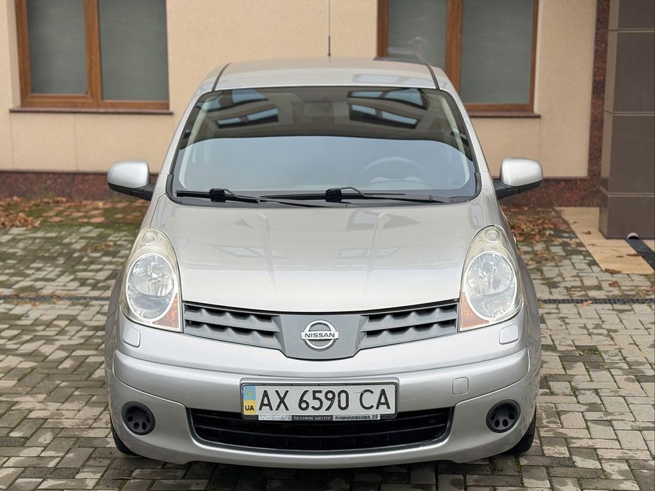Nissan Note 2008 рік 1.4 бензин 142 тисячі пробігу