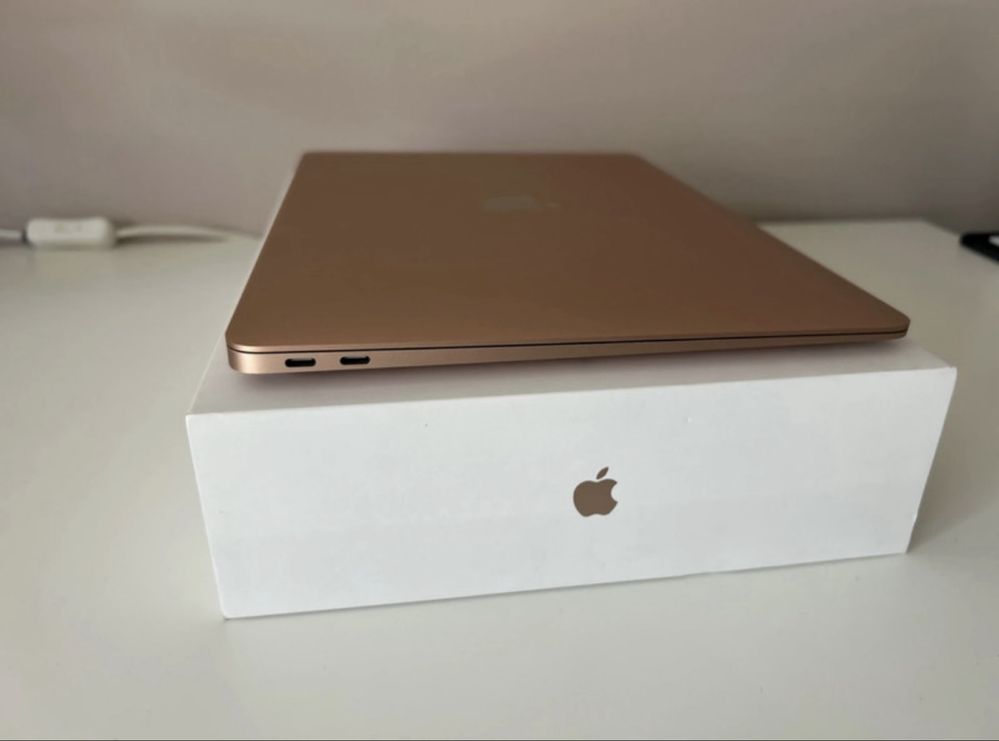Laptop Apple MacBook Air 2020 r 256gb 8gb ram rose gold różowe złoto