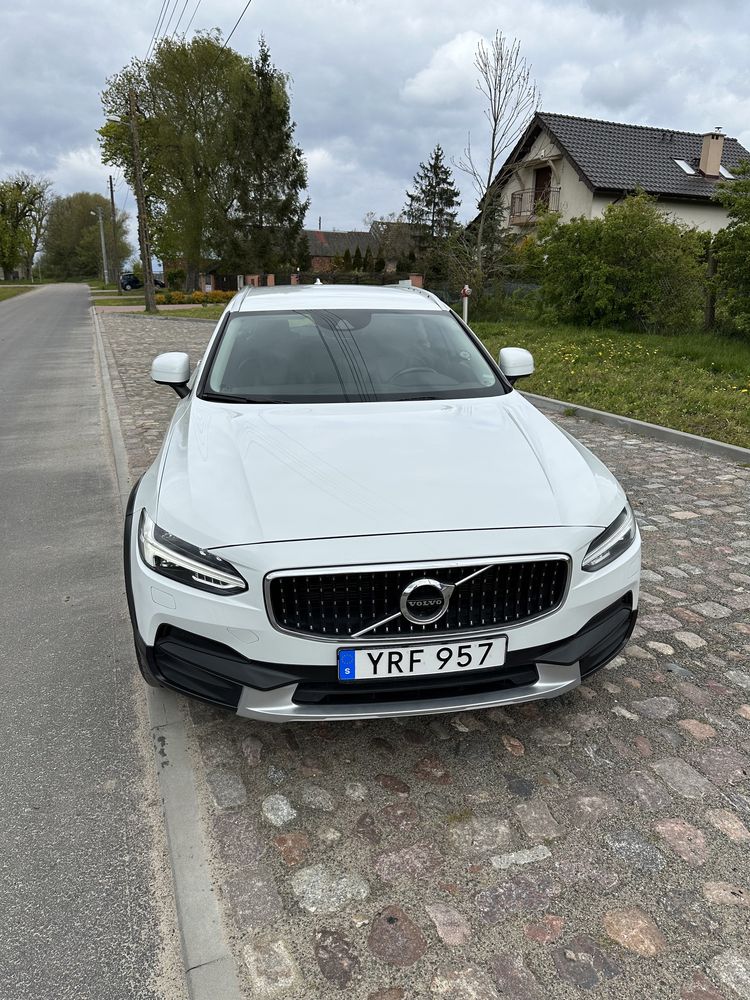 Volvo v90 cross country 2019