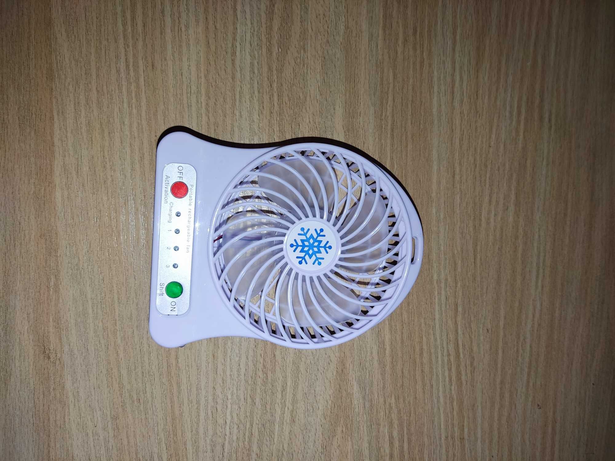 Вентилятор USB мини с аккумулятором Portable Mini Fan