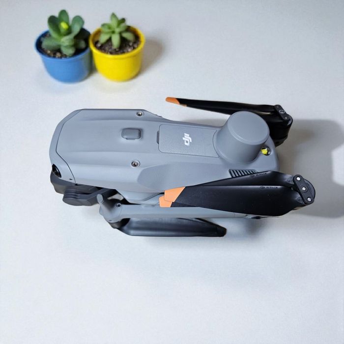 Квадрокоптер DJI Matrice 4T (чистый аккаунт)