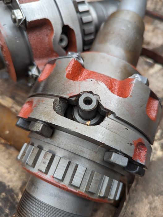 Планітарка МТЗ 82 Деференціал МТЗ редуктор МТЗ переднього моста мтз-8