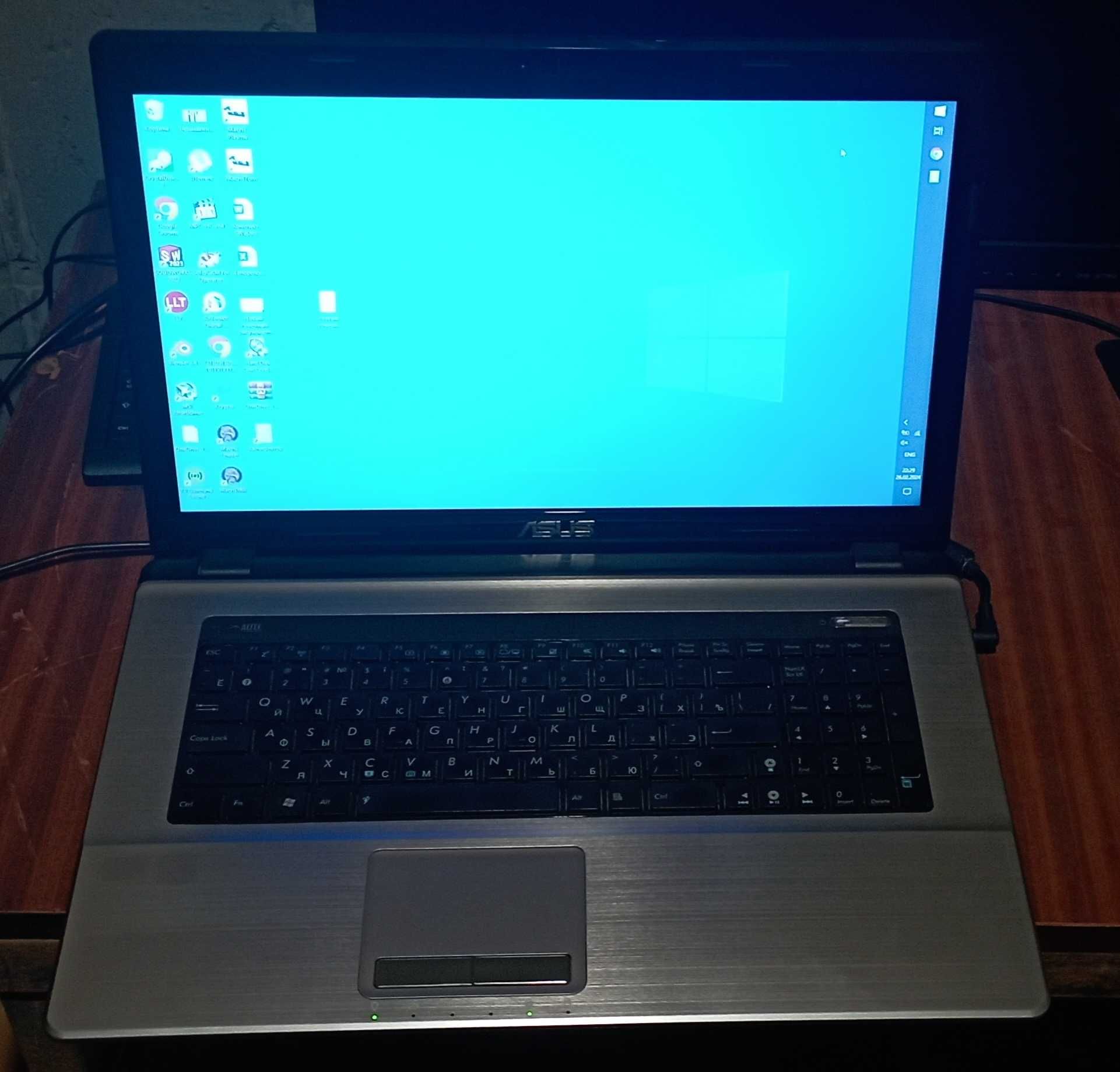 Ноутбук ASUS K73S