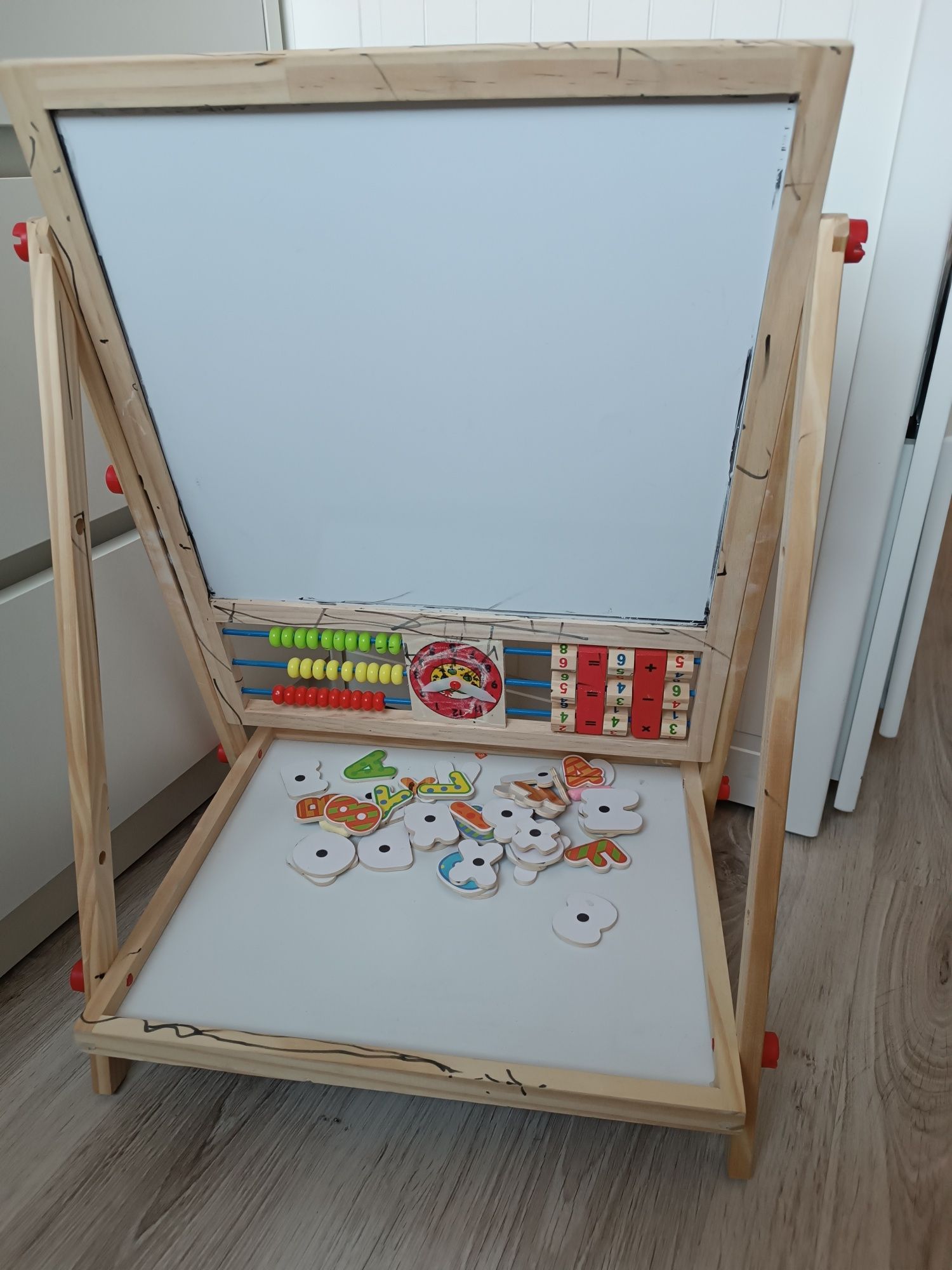 Tablica na kredę i magnetyczna
