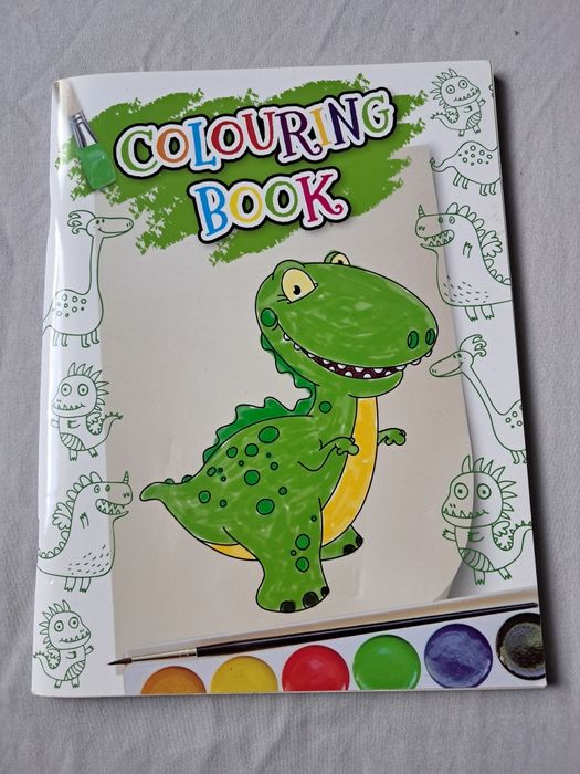 Nowa kolorowanka dinozaury