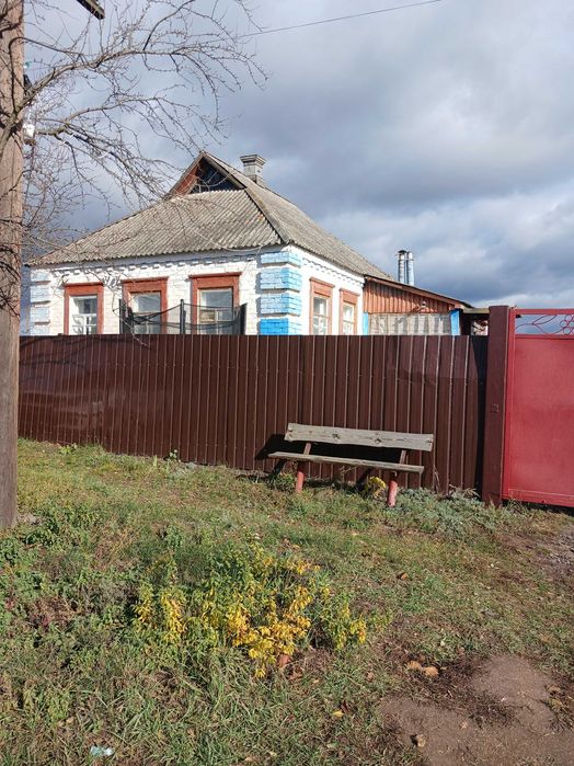 Продам гарний дім