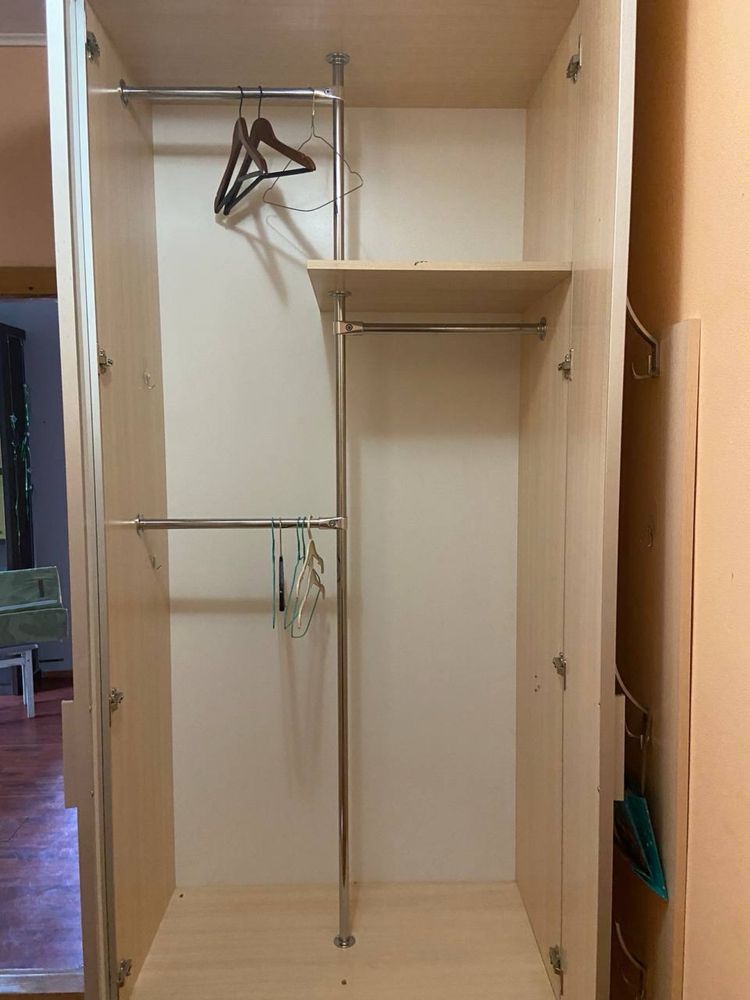 Шафа з якісних матеріалів 2,4*1 м