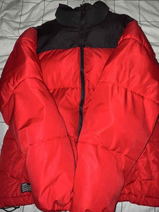 Зимова червона пуховик куртка cropp