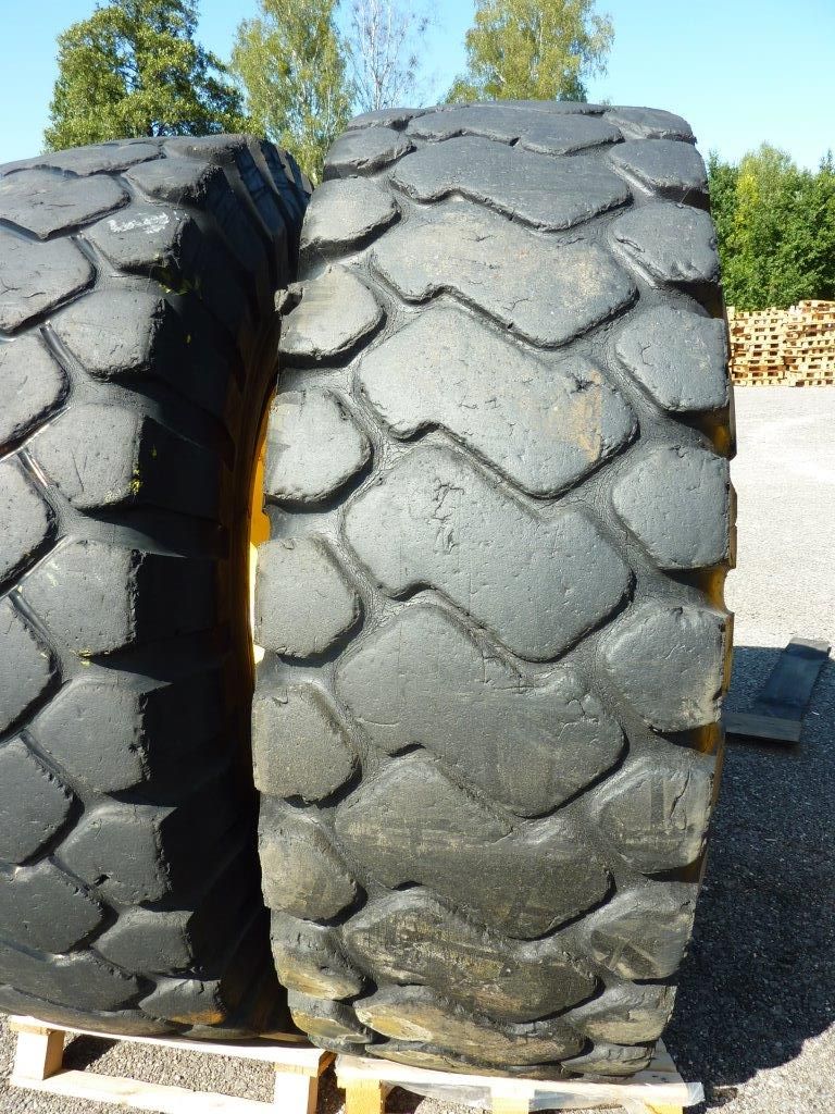2x Koło używane 24.00R35 24.00-35 MICHELIN 3500zł(szt.) W937