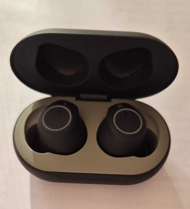 Słuchawki douszne bezprzewodowe nowe