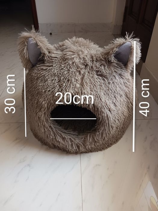 Cama fofinha e felpuda para gatos