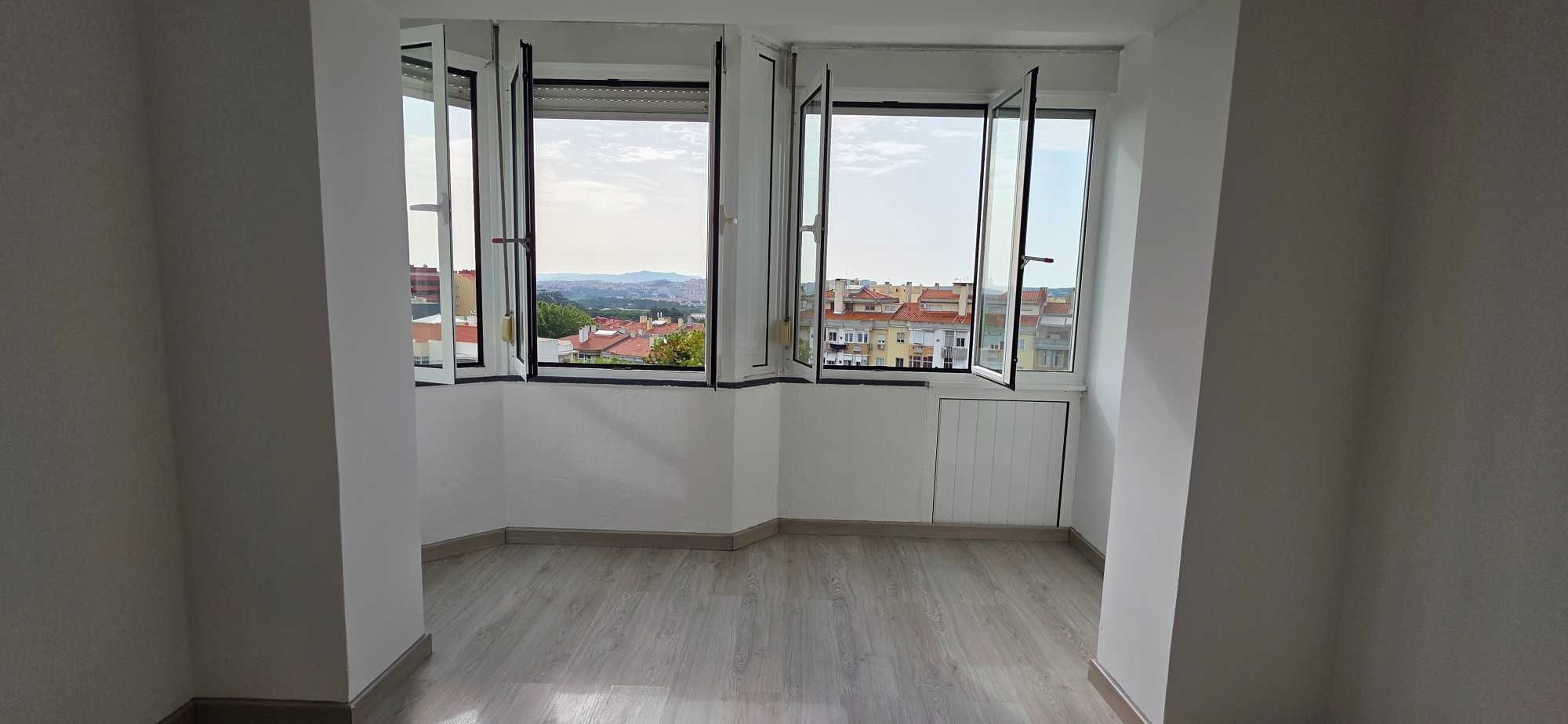 Apartamento t2: Luminosidade e localização previgiliada