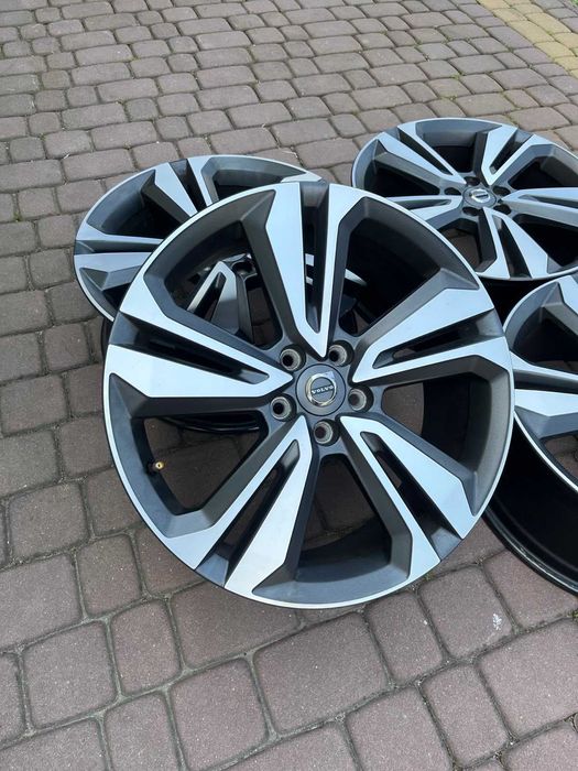 Oryginalne alufelgi Volvo 5x108 19 XC60 XC40 V60 V90 Bicolor R-Design
