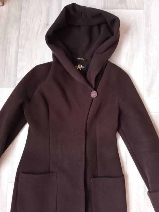 Пальто женское утепленное шерсть итальянская ткань состояние нового