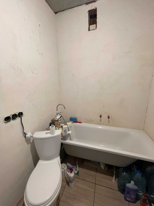 Продаж 1к квартири 41м2 Мінімальне оформлення