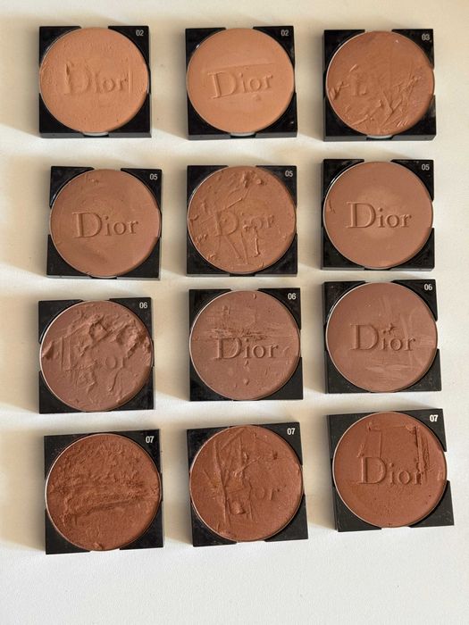 Пудра для обличчя з ефектом легкої засмаги від Dior