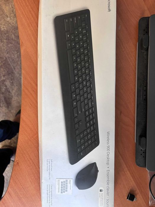 Microsoft Wireless Desktop 900 Zestawy klawiatura i mysz