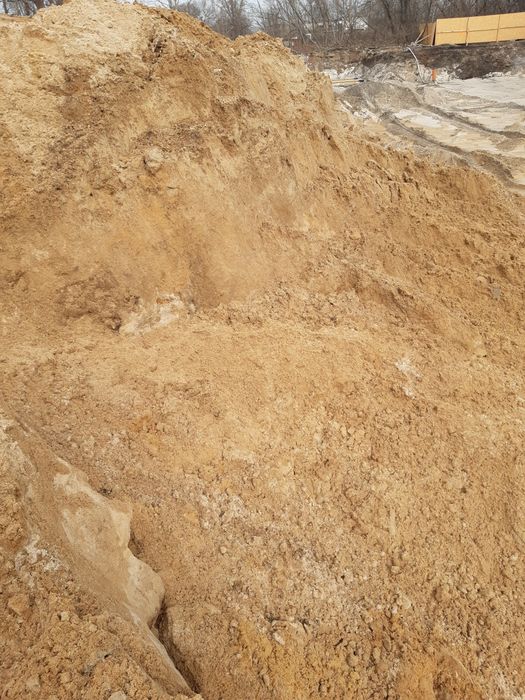 Piach zasypkowy Piasek zasypowy do zagęszczenia fundamenty kopalniak