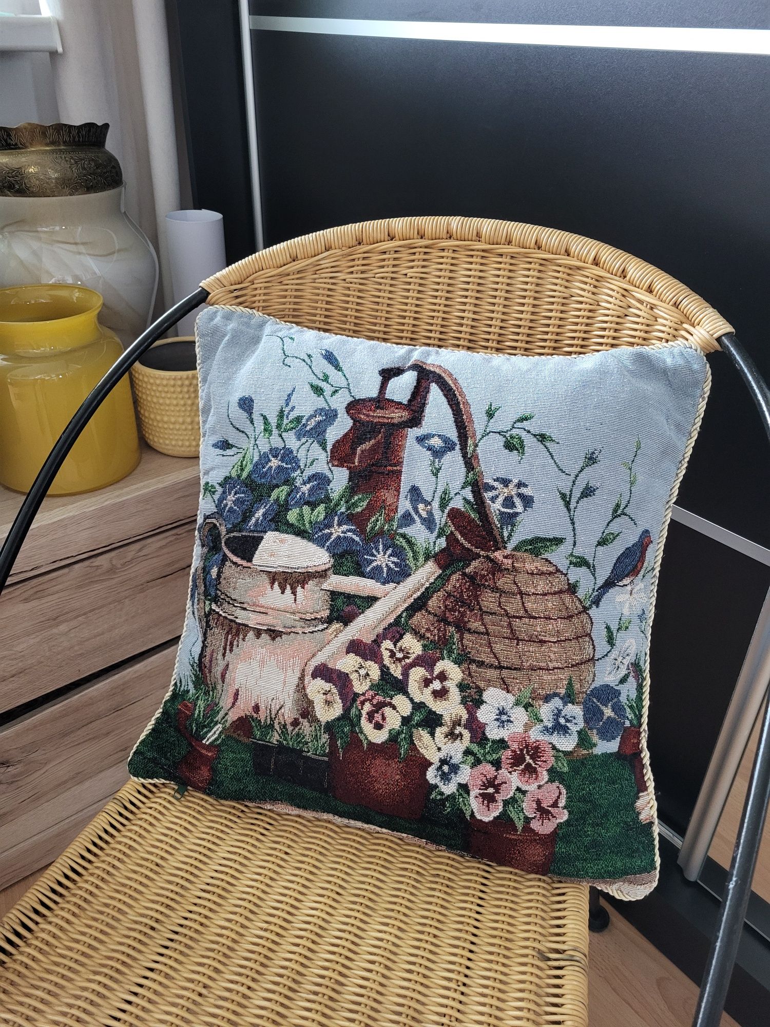 Poszewka ozdobna gobelinowa 45 cm kwiaty