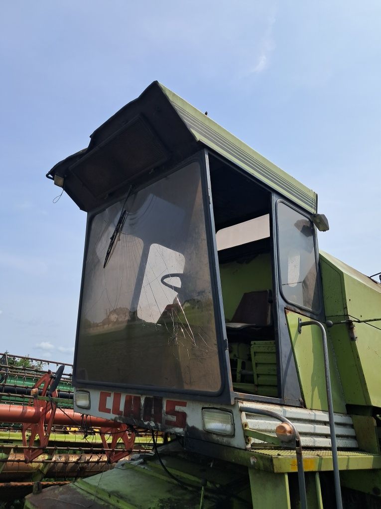 Kabina do kombajnu Claas Mercator 50,60,70, senator Protector 75