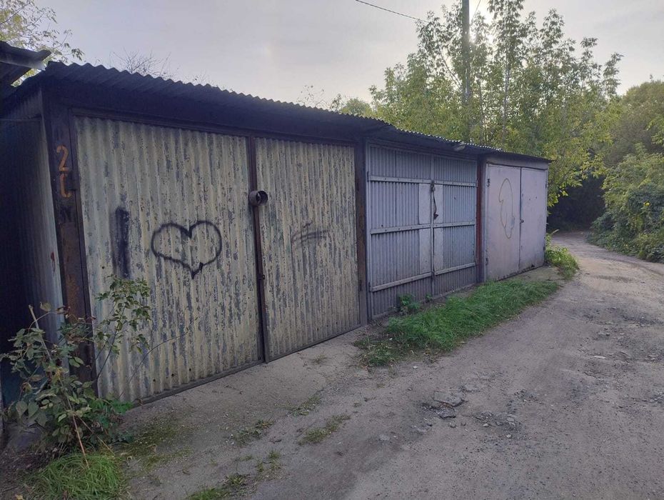 Garaż Bydgoszcz, Kapuściska , Baczyńskiego, Sandomierska !!