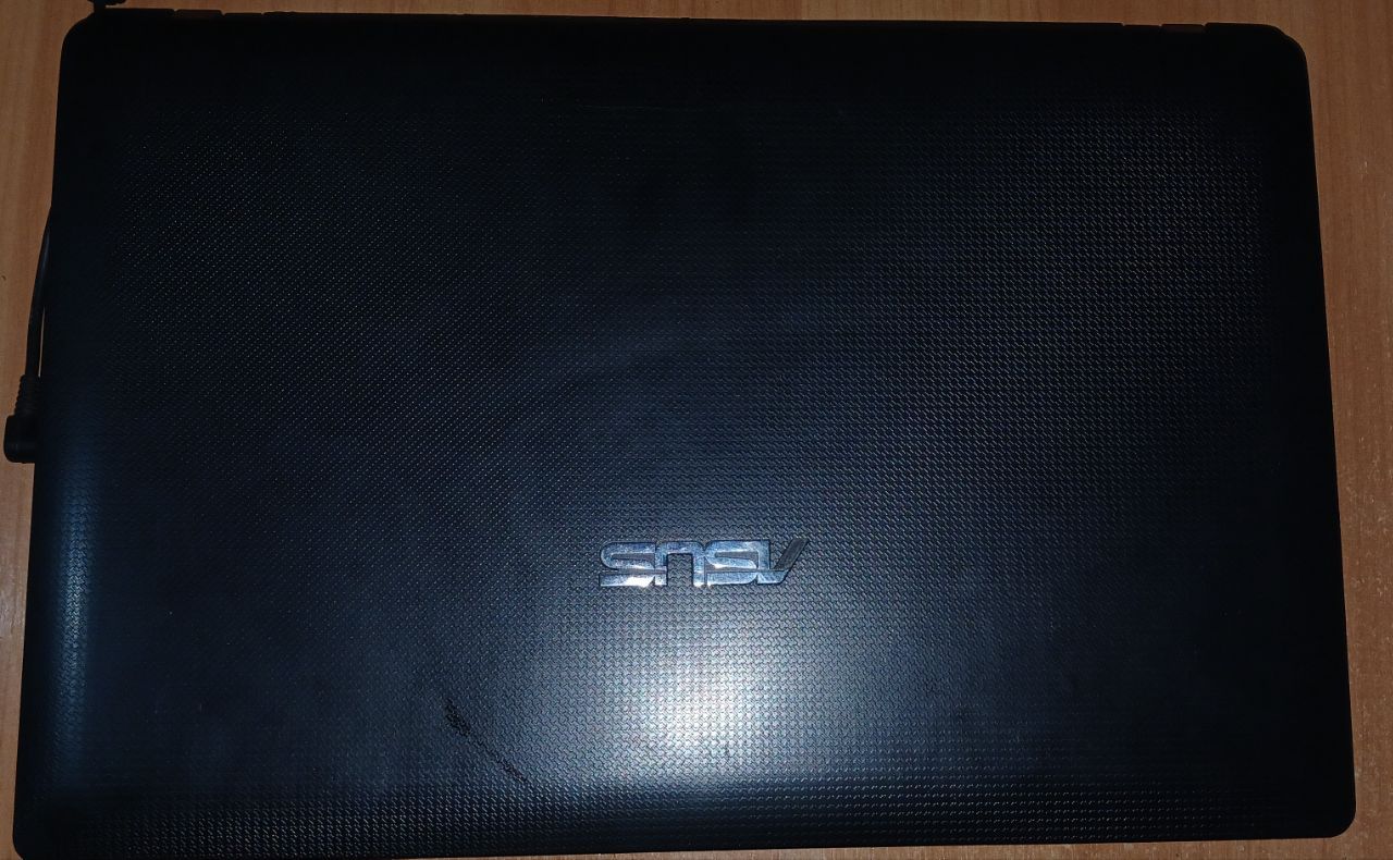 Продаю б/у ноутбук ASUS X54C BLACK