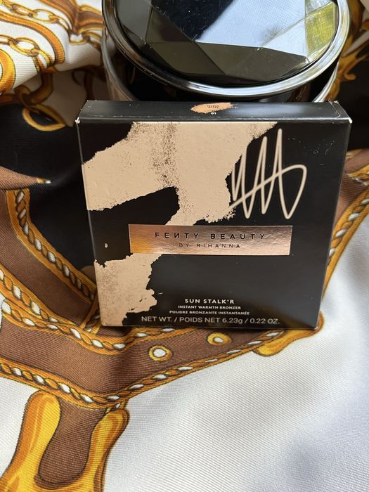 Бронзер скульптор Fanty Beauty by Rihanna bronzer