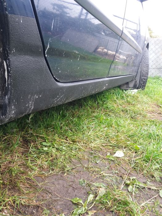 Тойота корола версо 2003р