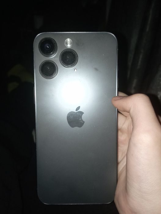 Айфон 15 про макс на 1 трб